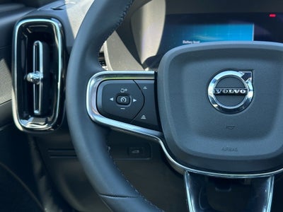 2022 Volvo XC40 Recharge Pure Electric P8 Plus eAWD