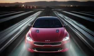 2022 Kia Stinger Driving at Night