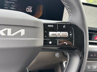 2027 Kia Carnival LXS
