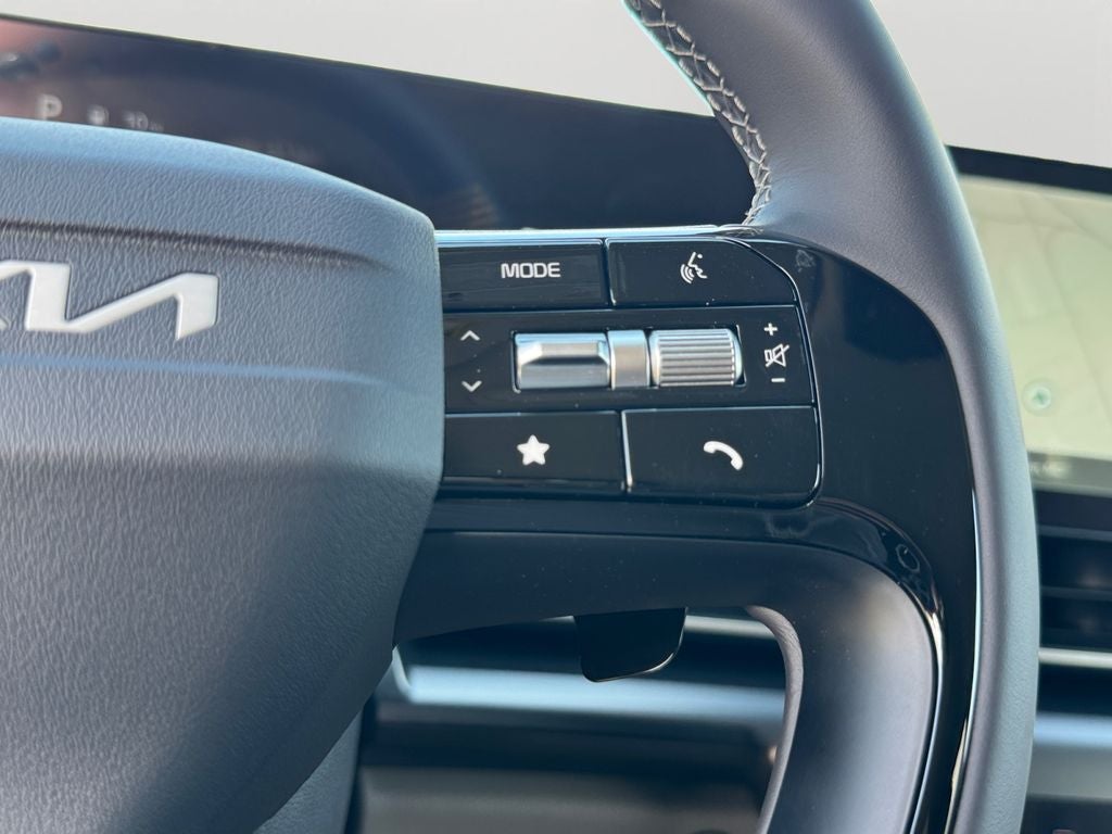 2027 Kia Carnival Hybrid LXS