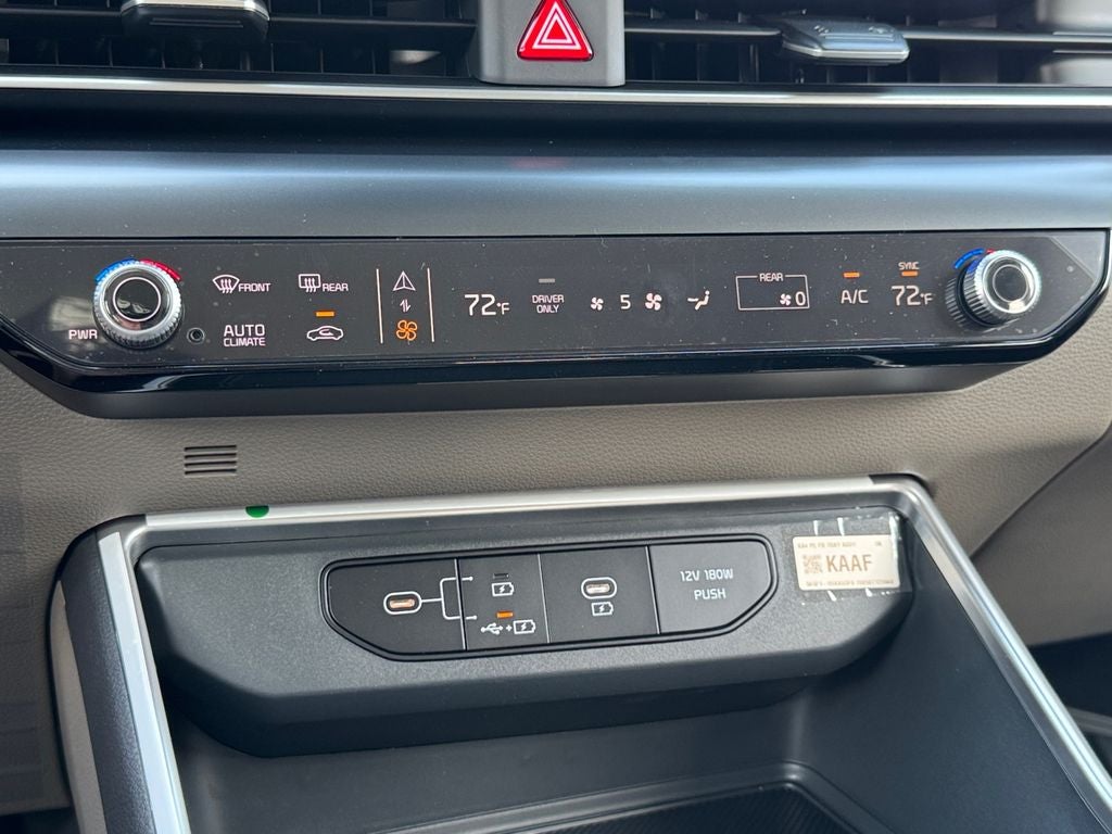 2027 Kia Carnival Hybrid LXS