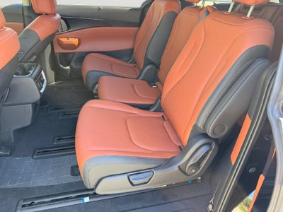 2027 Kia Carnival Hybrid SX