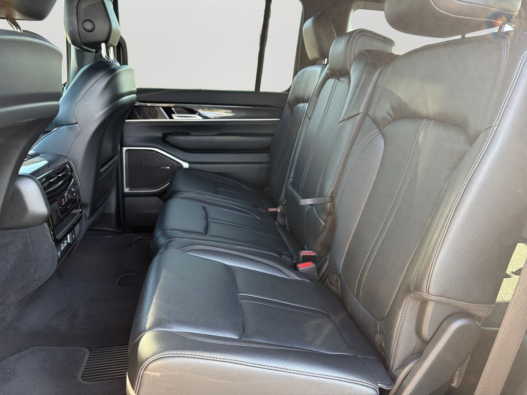 2022 Jeep Wagoneer Series I