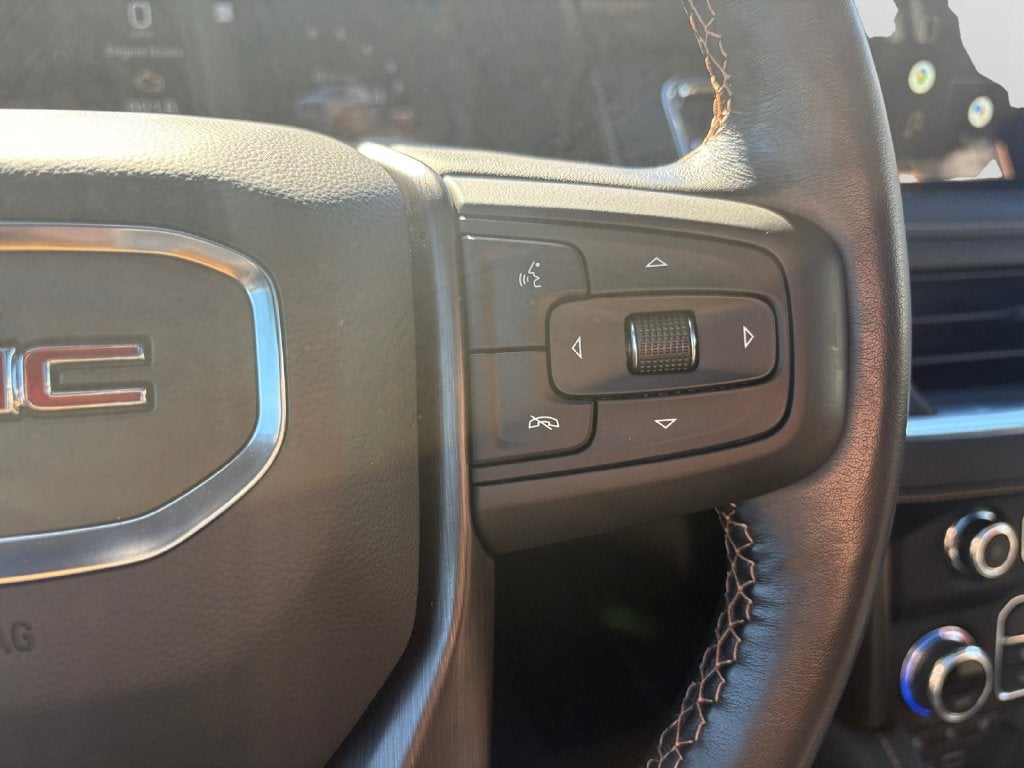 2022 GMC Yukon AT4