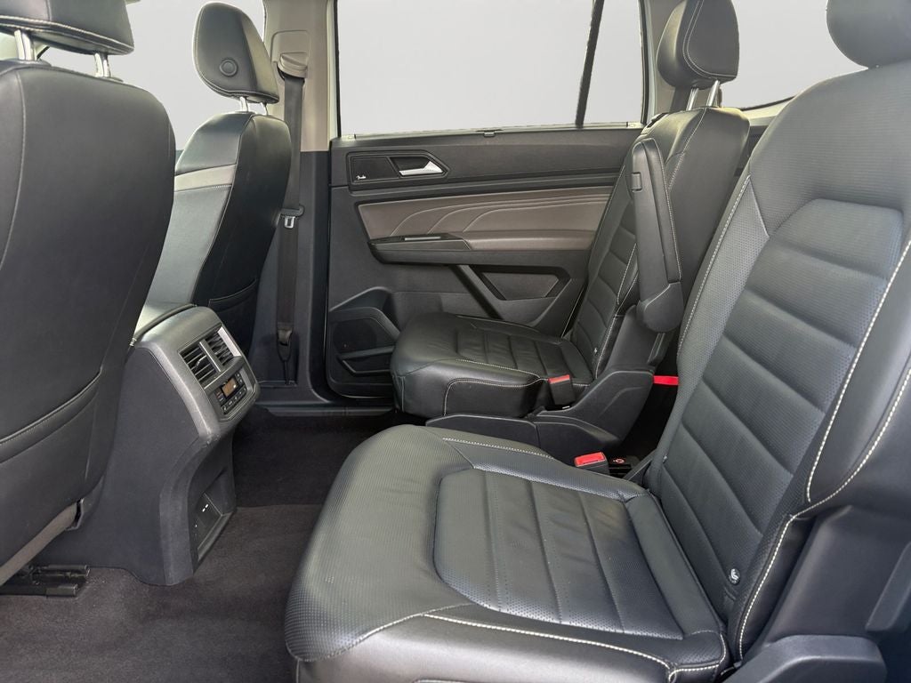 2022 Volkswagen Atlas 3.6L V6 SEL Premium R-Line