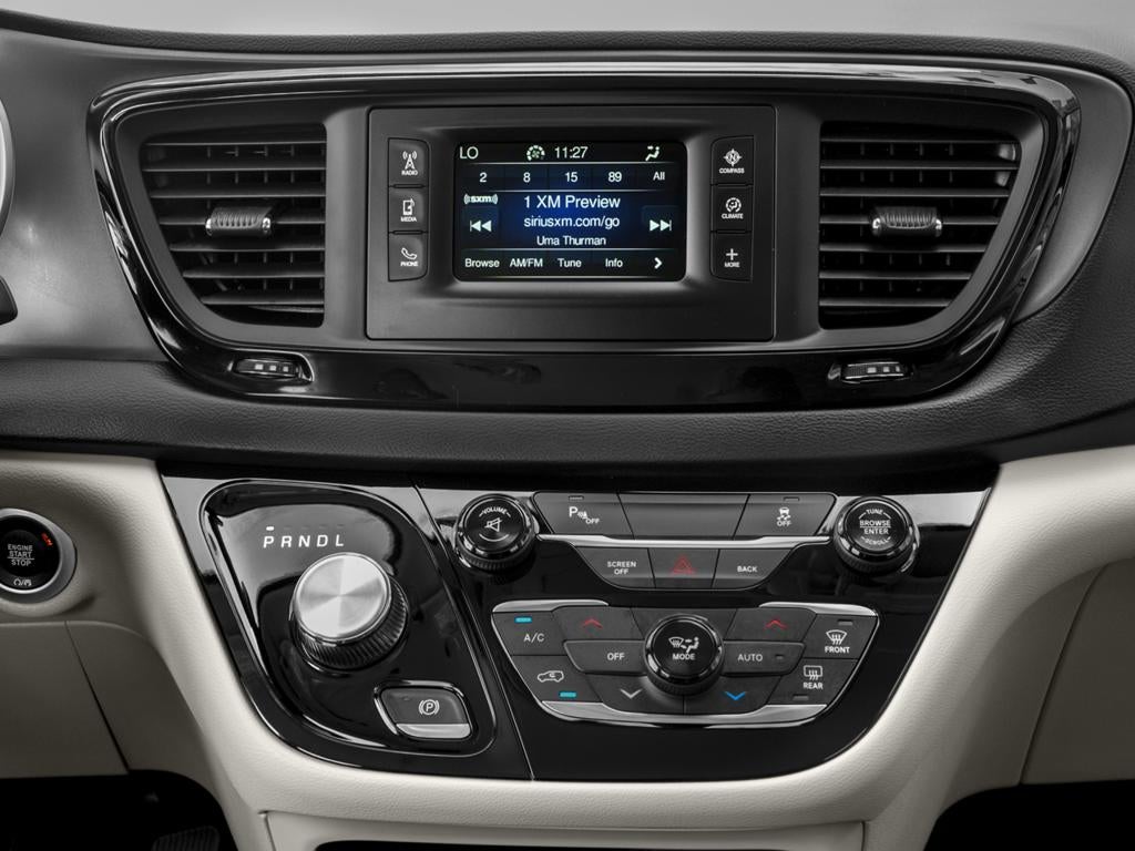 2017 Chrysler Pacifica Touring L