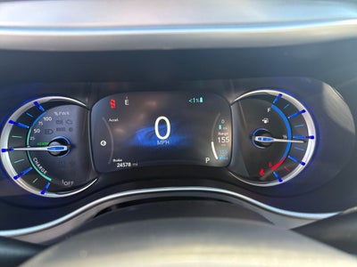 2023 Chrysler Pacifica Hybrid Touring L