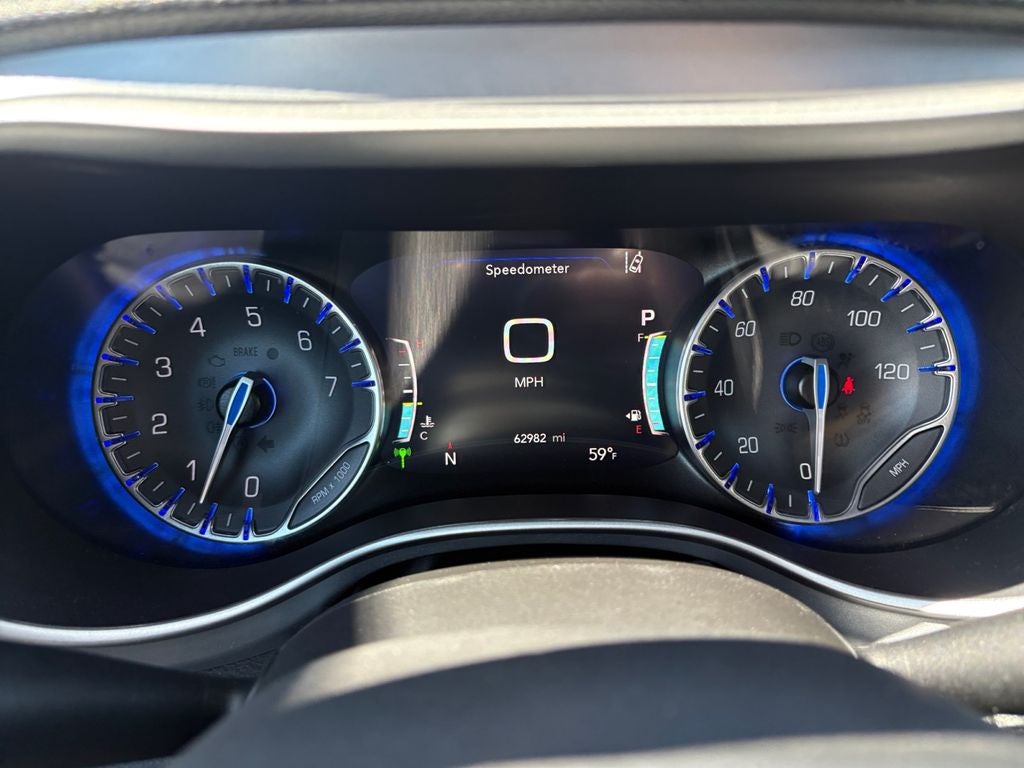 2022 Chrysler Pacifica Touring L