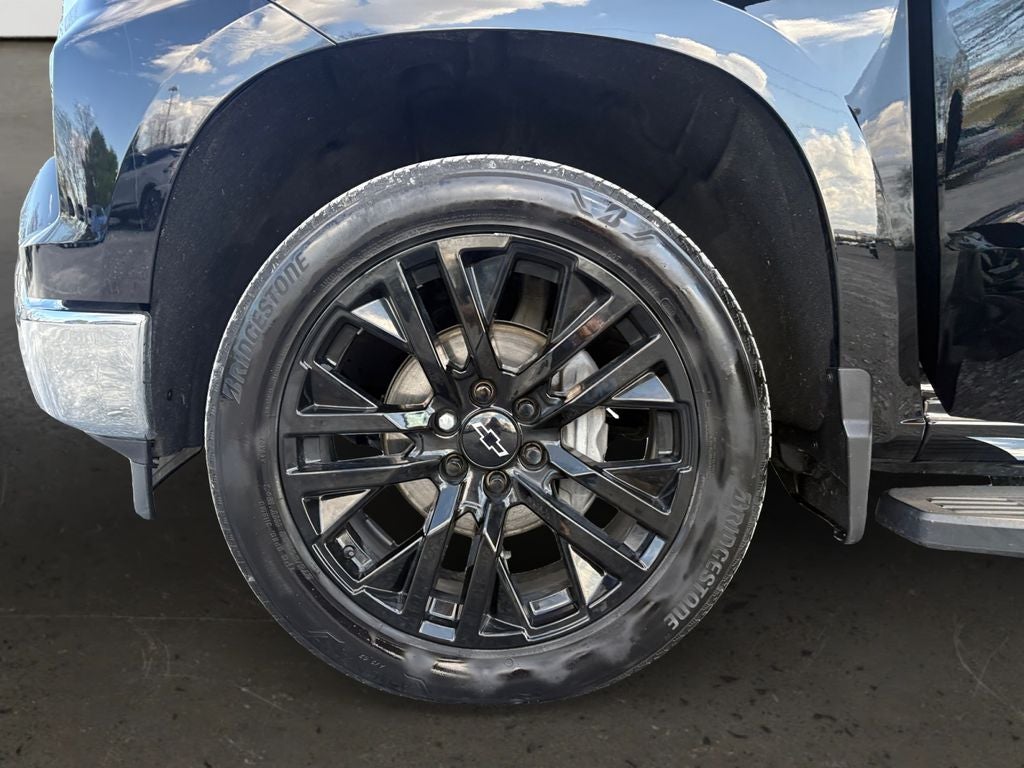 2025 Chevrolet Silverado 1500 LT LT1