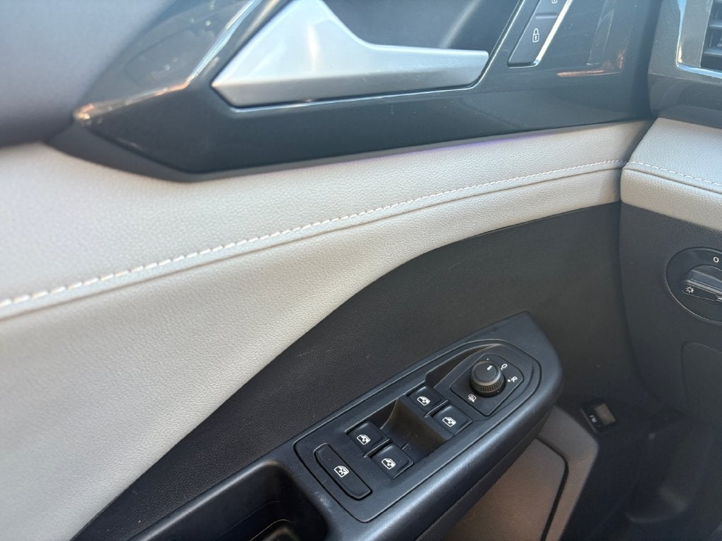 2022 Volkswagen Taos 1.5T SEL