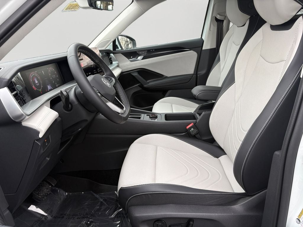 2025 Volkswagen Tiguan 2.0T SE