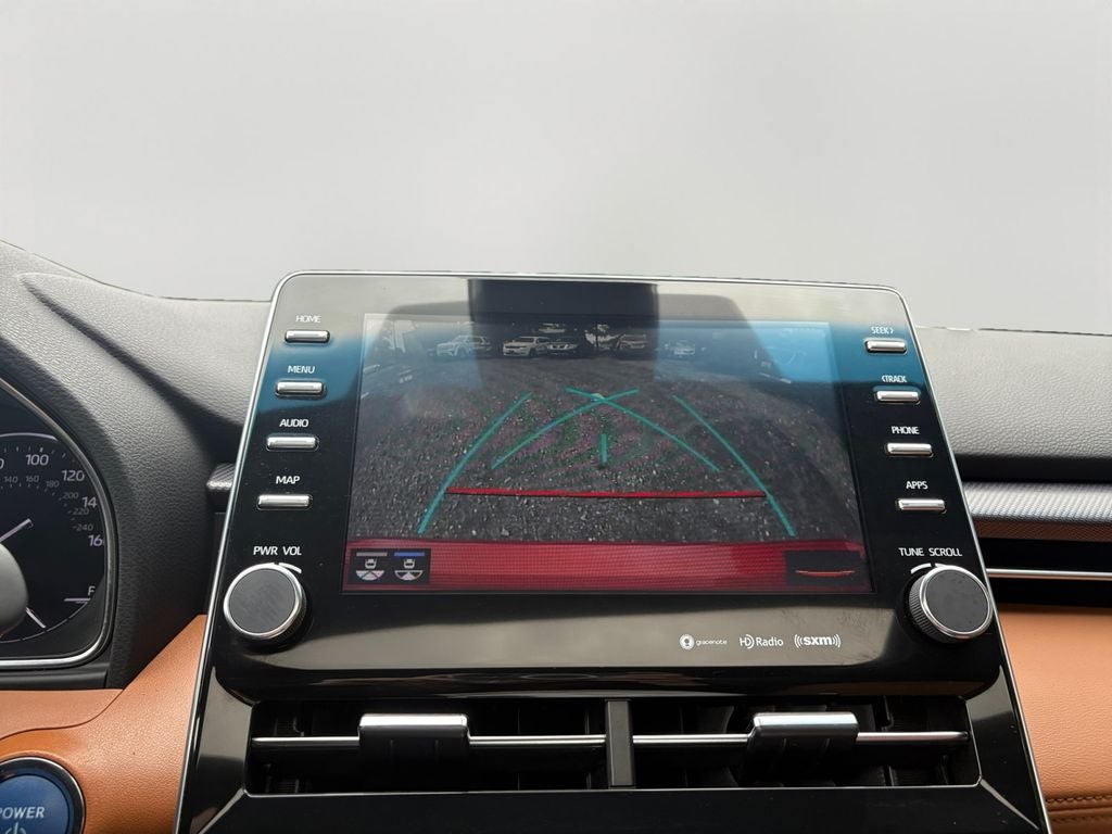 2021 Toyota Avalon Hybrid XSE