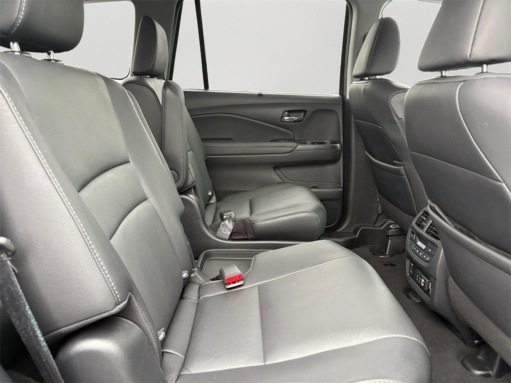 2021 Honda Pilot Touring 7 Passenger