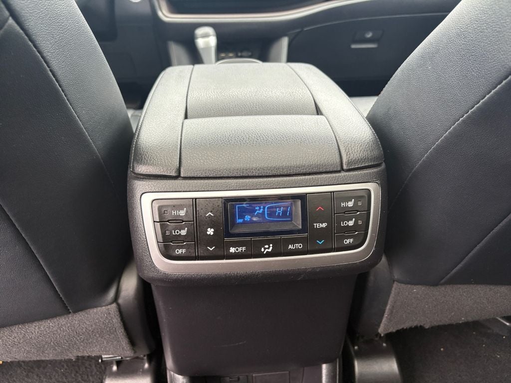 2019 Toyota Highlander Limited Platinum