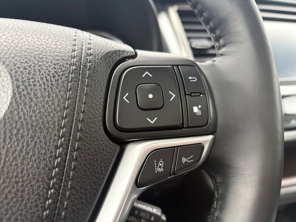 2019 Toyota Highlander Limited Platinum