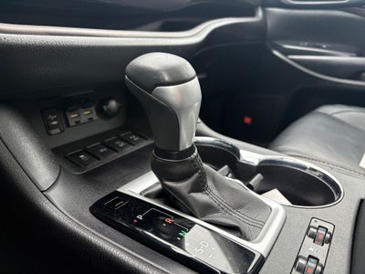 2019 Toyota Highlander Limited Platinum