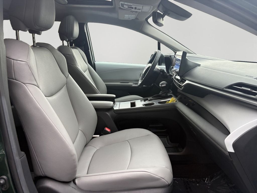 2025 Toyota Sienna XLE 7 Passenger