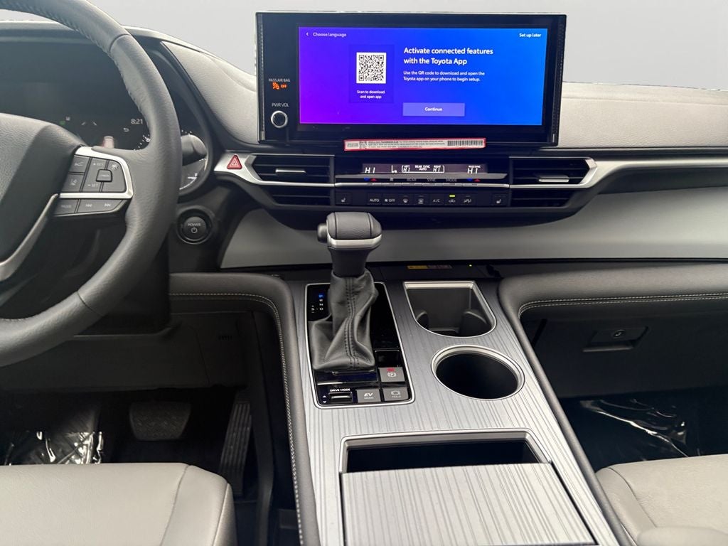 2025 Toyota Sienna XLE 7 Passenger