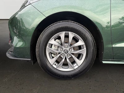 2025 Toyota Sienna XLE 7 Passenger