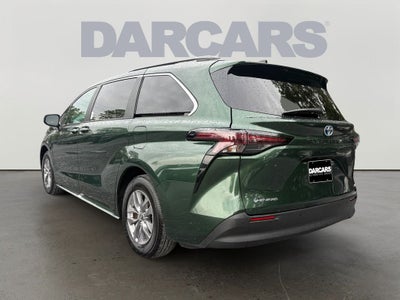 2025 Toyota Sienna XLE 7 Passenger