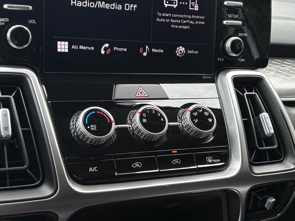 2023 Kia Sorento LX