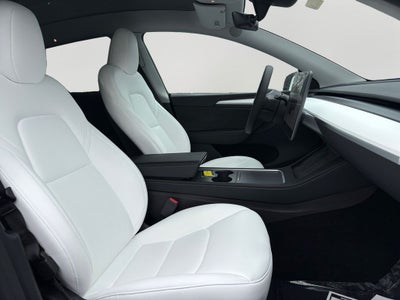 2024 Tesla Model Y Performance