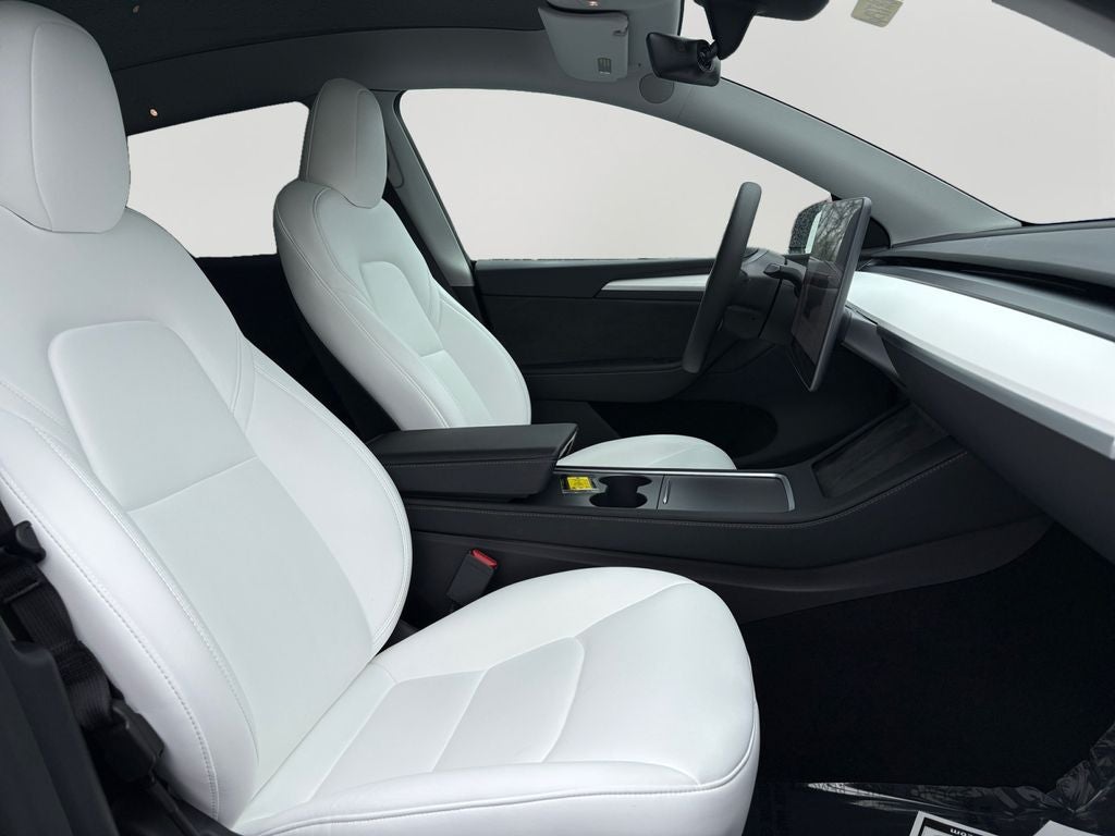 2024 Tesla Model Y Performance