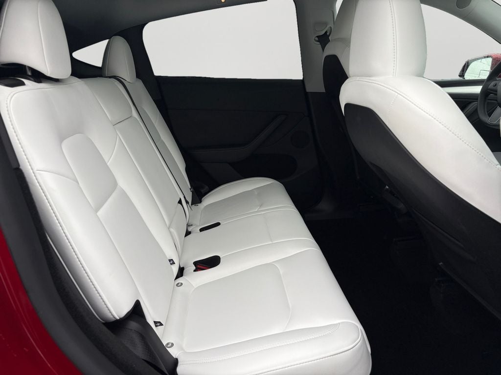 2024 Tesla Model Y Performance