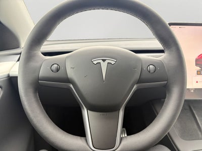 2024 Tesla Model Y Performance
