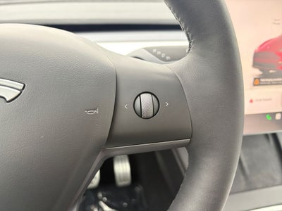 2024 Tesla Model Y Performance