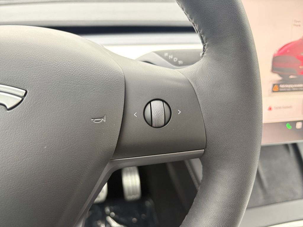 2024 Tesla Model Y Performance