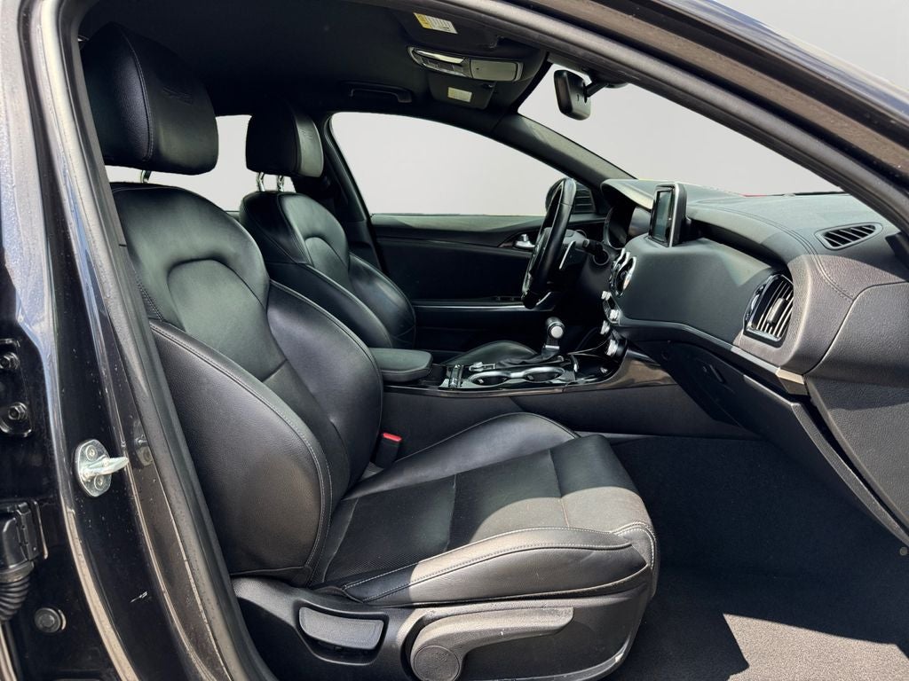 2021 Kia Stinger GT-Line