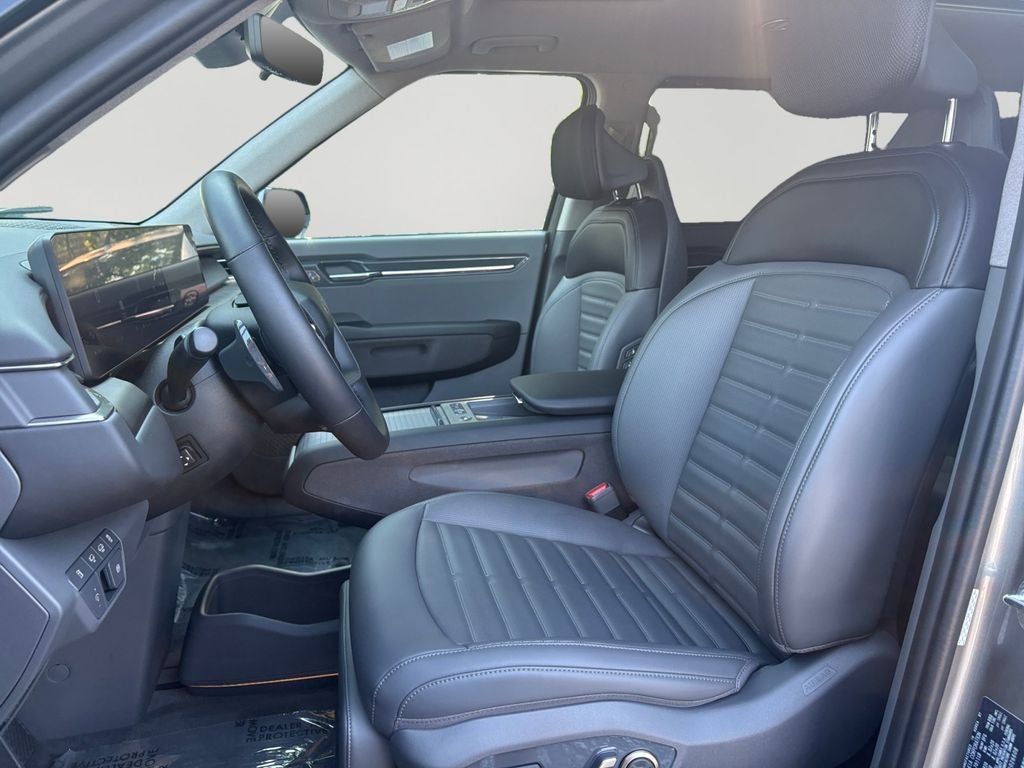 2024 Kia EV9 Land