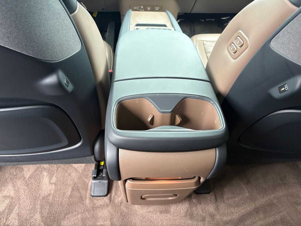 2024 Kia EV9 Land