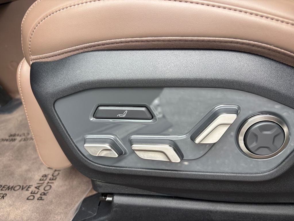 2024 Kia EV9 Land