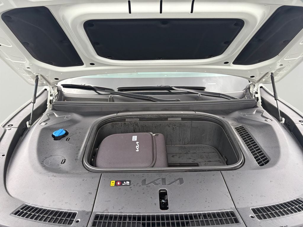 2024 Kia EV9 Land