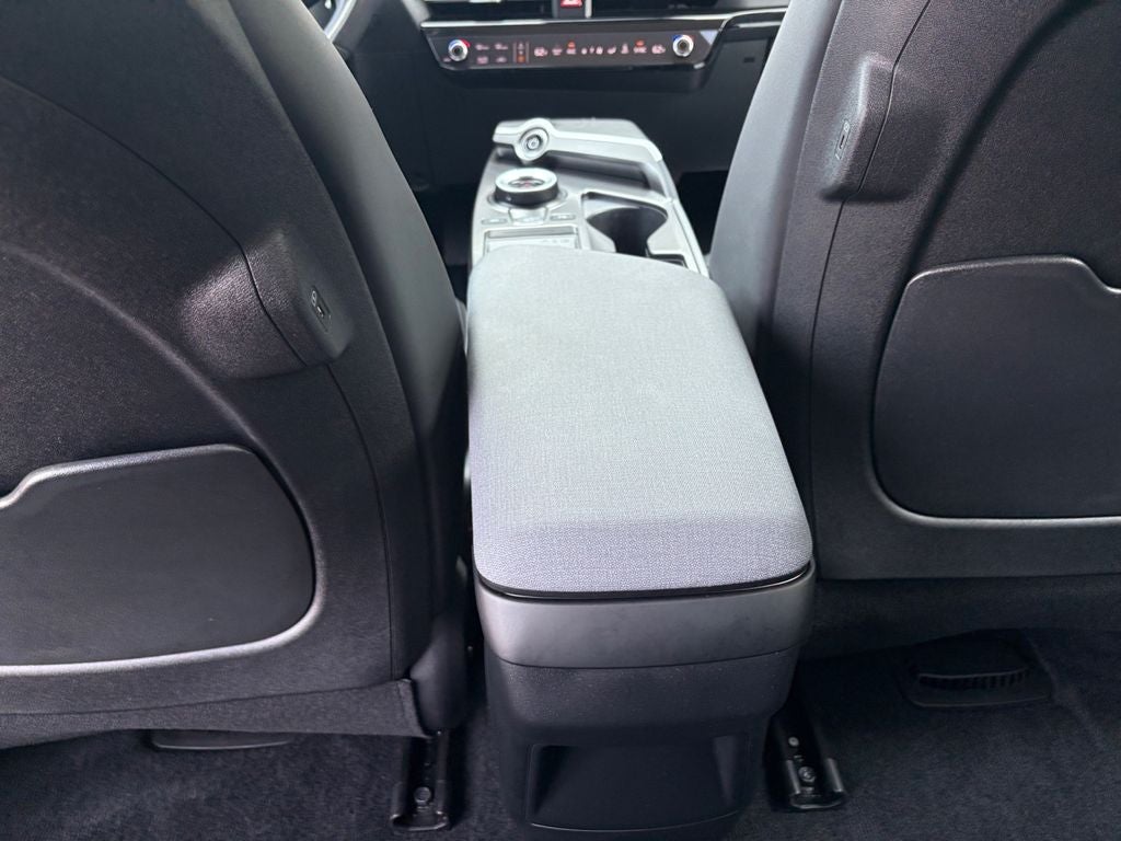 2024 Kia EV6 Light
