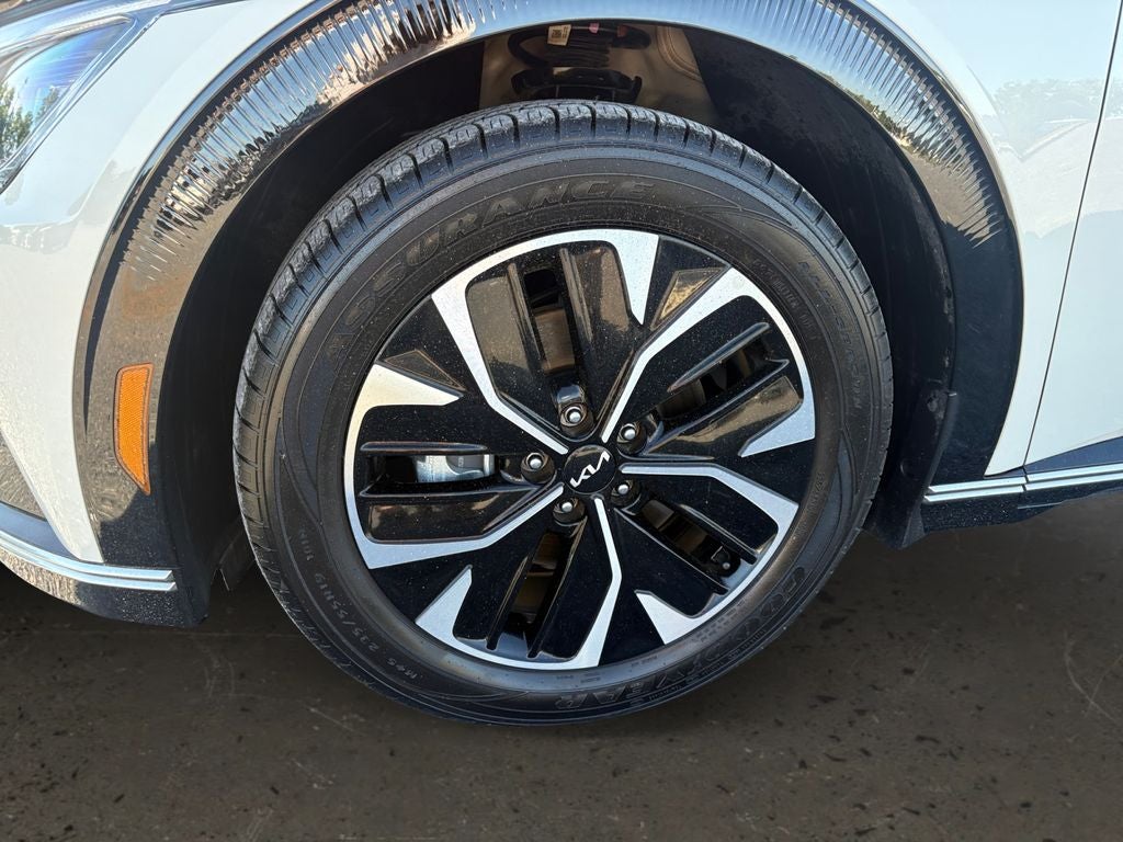 2023 Kia EV6 Wind