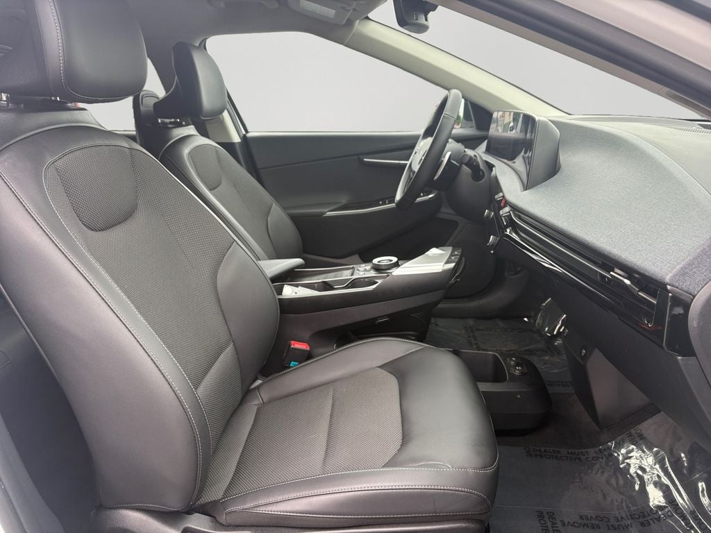 2024 Kia EV6 Light