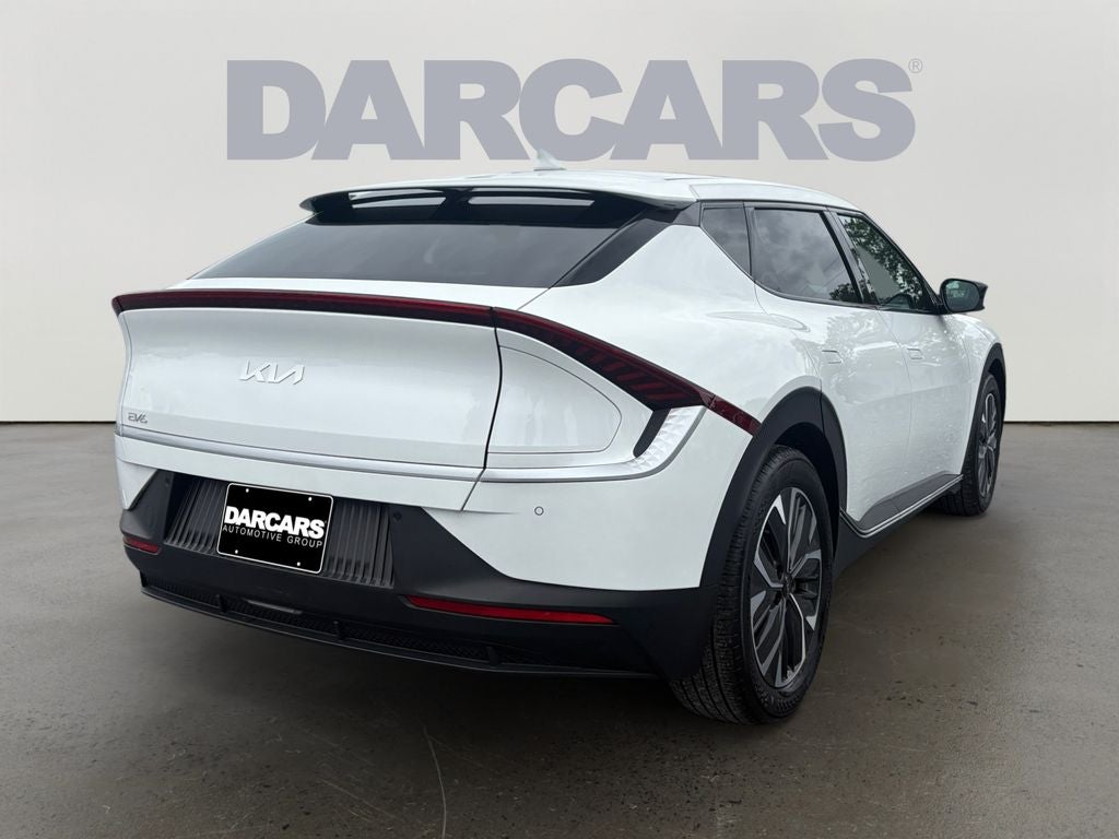 2024 Kia EV6 Light