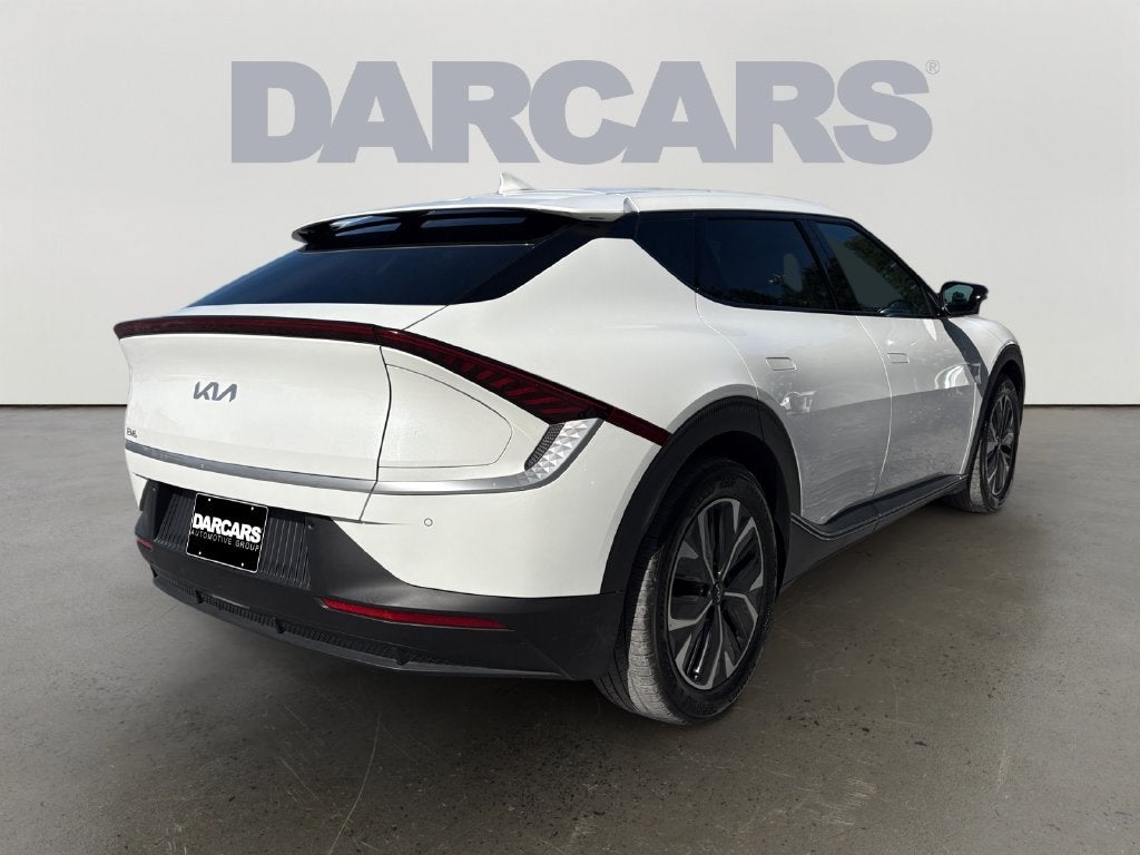 2024 Kia EV6 Light