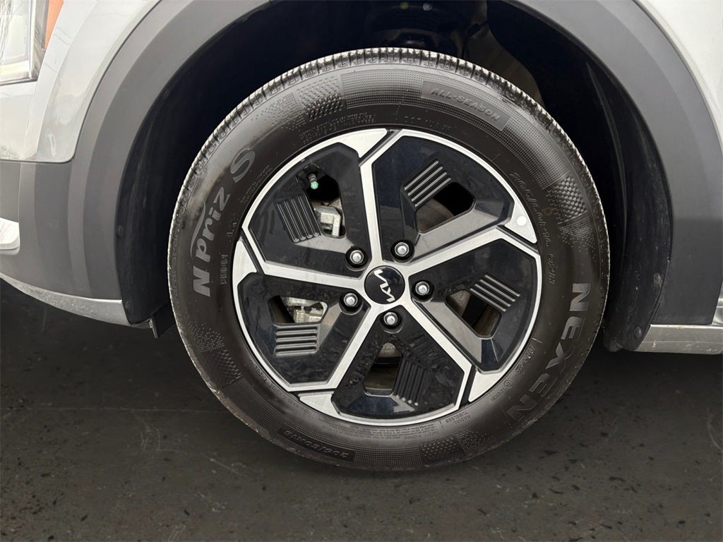 2024 Kia Niro LX