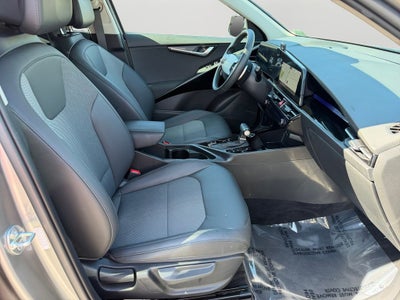 2023 Kia Niro EX Touring