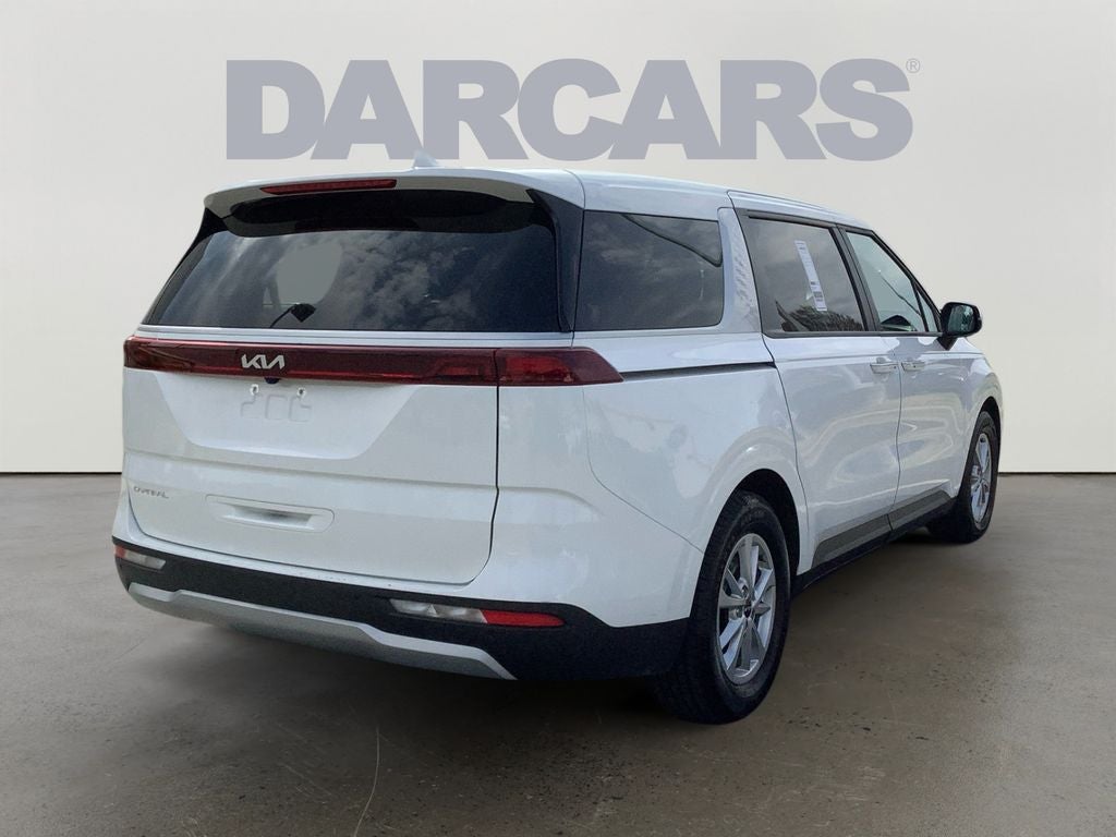 2024 Kia Carnival LX