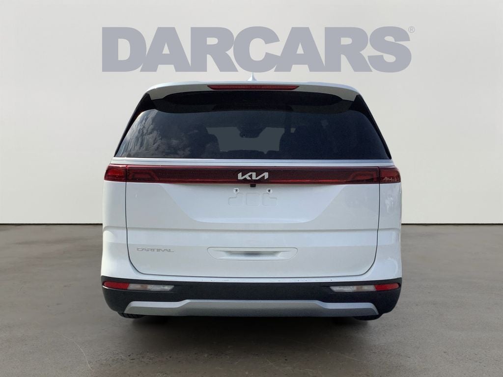 2024 Kia Carnival LX