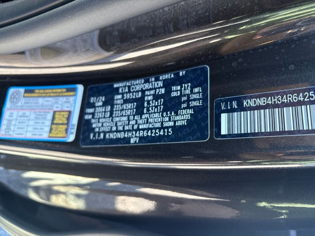 2024 Kia Carnival LX