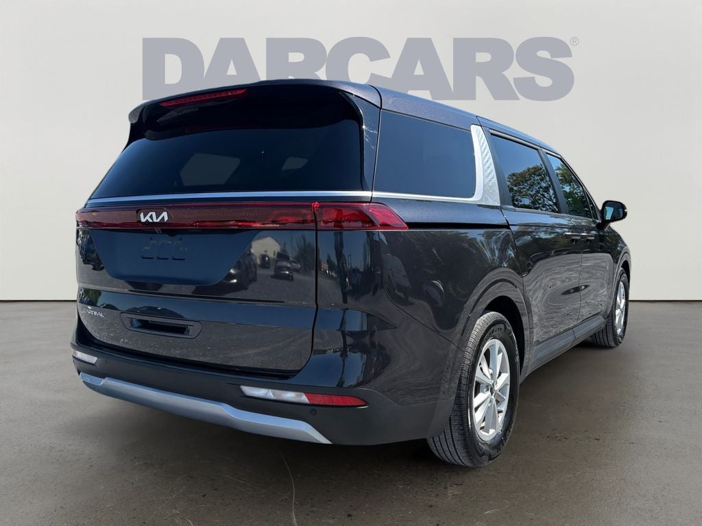 2024 Kia Carnival LX