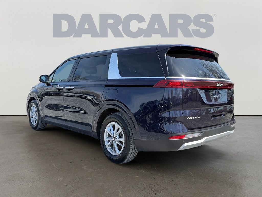 2024 Kia Carnival LX