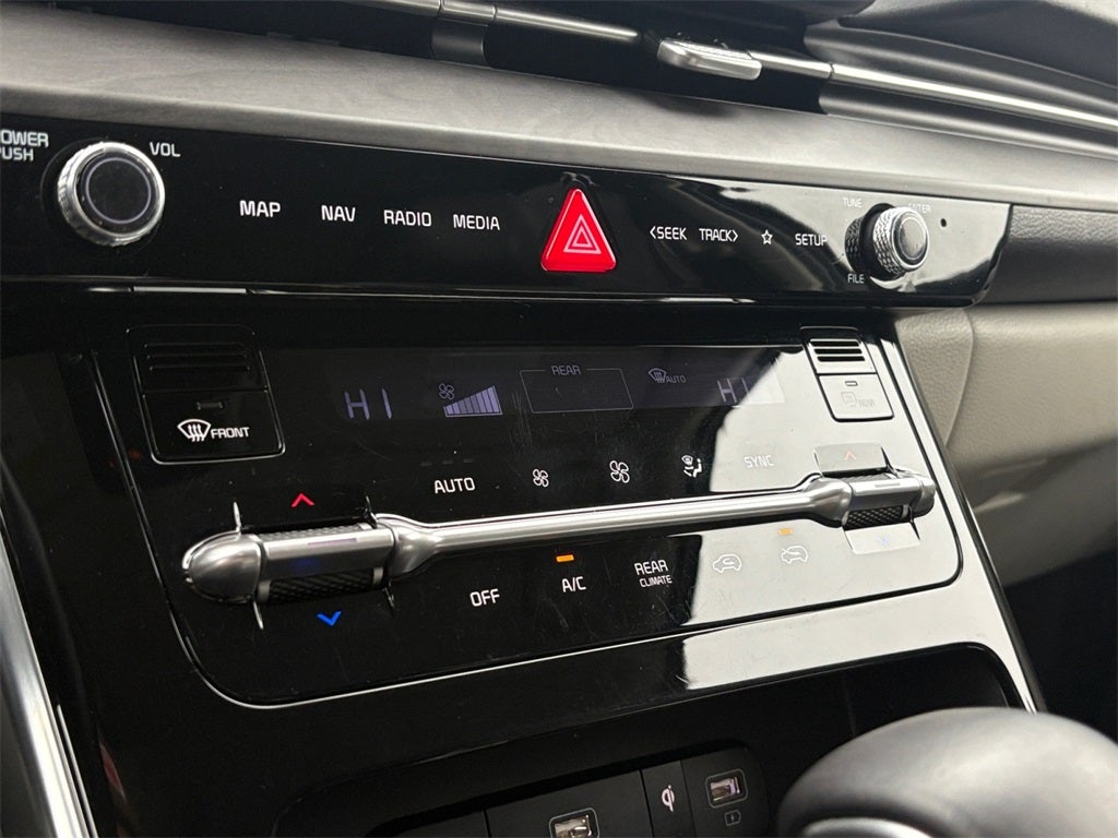 2022 Kia Carnival SX