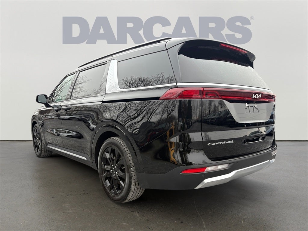 2022 Kia Carnival SX